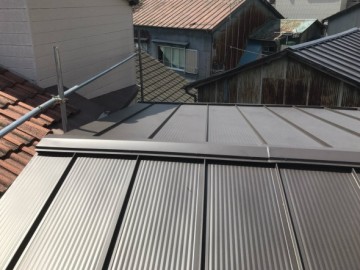 屋根カバー工事
