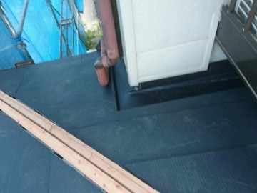 屋根葺き替え工事