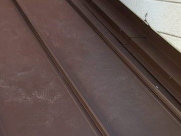 屋根カバー工事　カラーベスト⇒タテヒラ