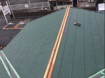 屋根葺き替え・カバー工事