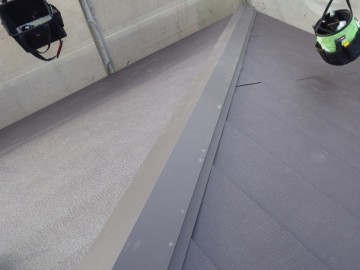 屋根葺き替え工事