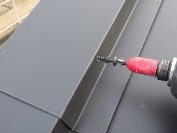 タテヒラ葺き替え工事