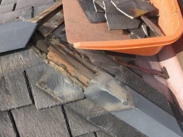 屋根カバー工事