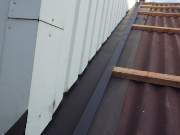 屋根カバー工事