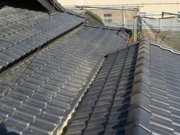 屋根葺き替え工事