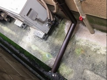 樋掛け替え工事