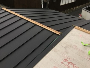 屋根カバー工事