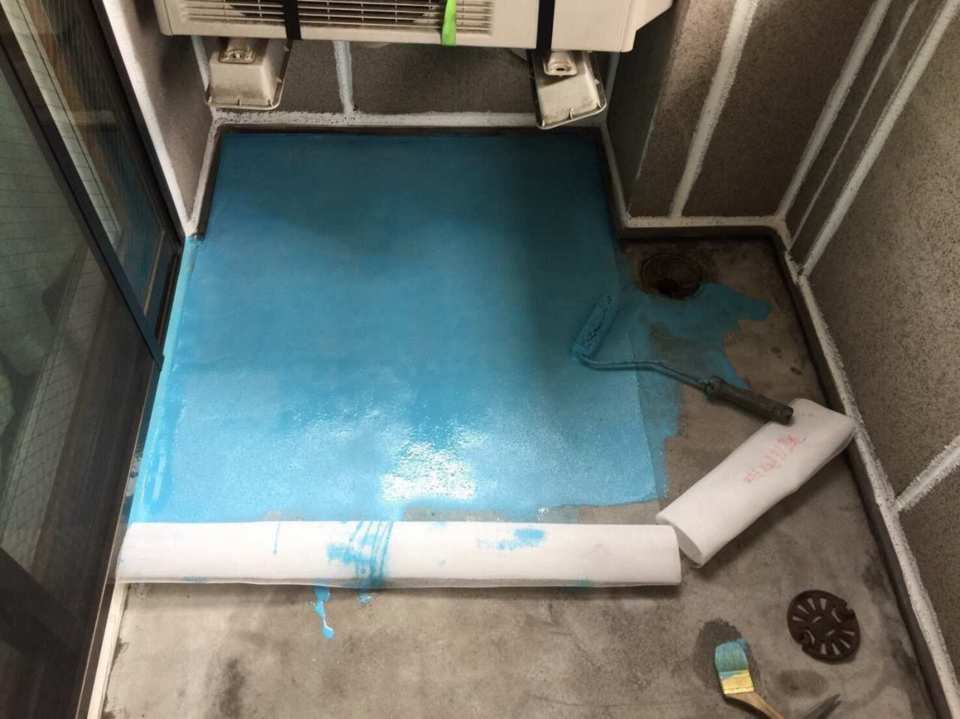 ベランダメッシュウレタン防水工事