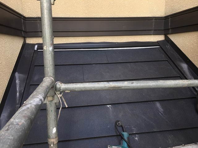 屋根カバー工事