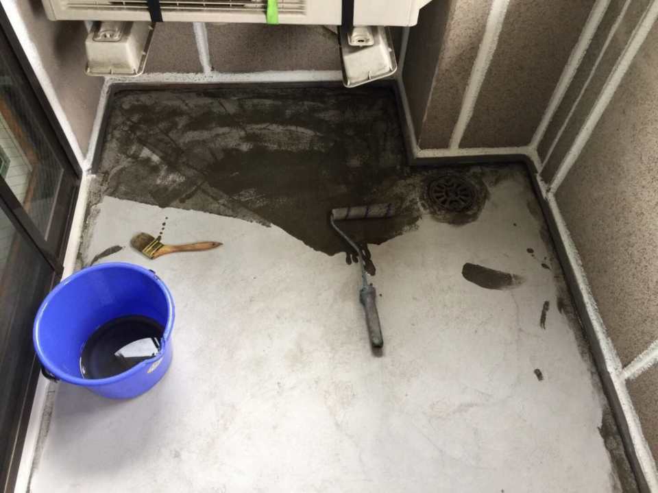 ベランダメッシュウレタン防水工事