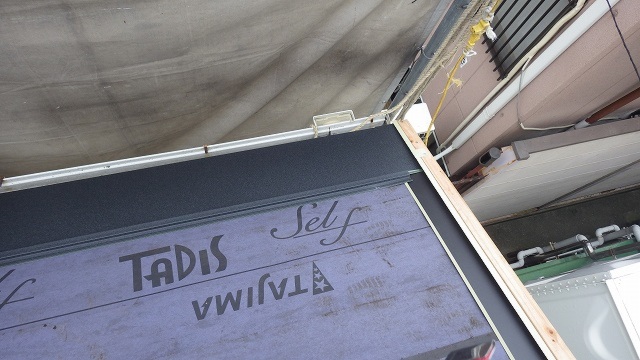 屋根カバー工事