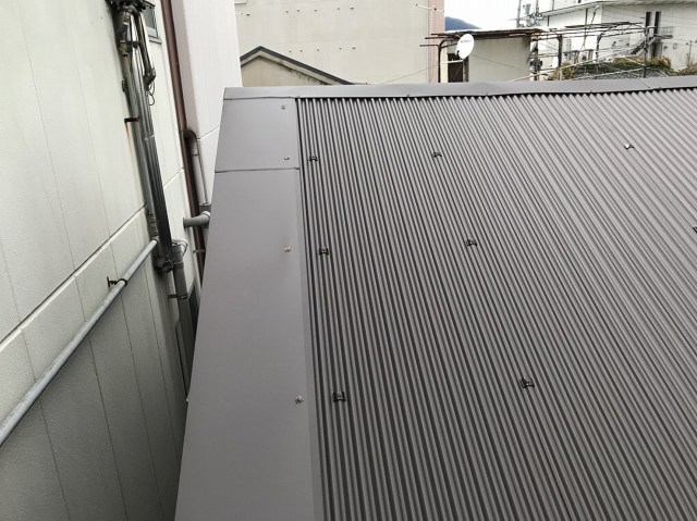 屋根カバー工事（小波）
