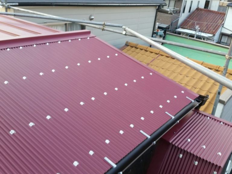 屋根工事（小波）
