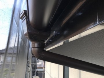 樋架け替え工事