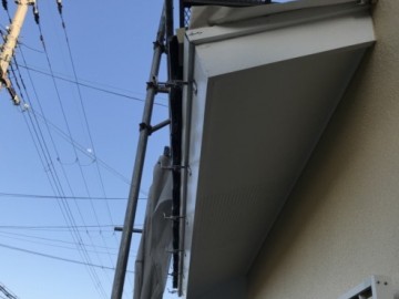 樋掛け替え工事
