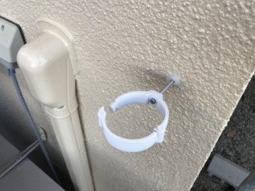 樋掛け替え工事