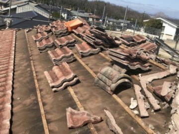 屋根葺き替え工事（ルーガ）