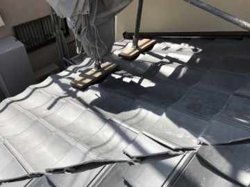 屋根葺き替え工事（ルーガ）