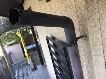 樋架け替え工事