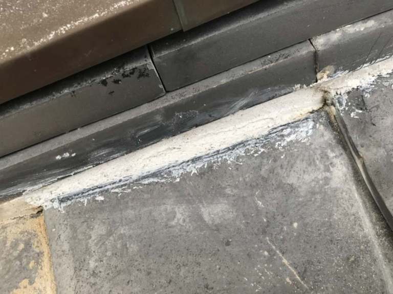 瓦補修工事